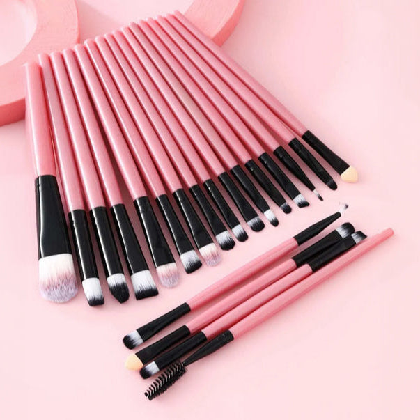 Set 20 de pensule, Zola, peri sintetici, maner de lemn roz Set 20 de pensule, Zola, peri sintetici, maner de lemn roz